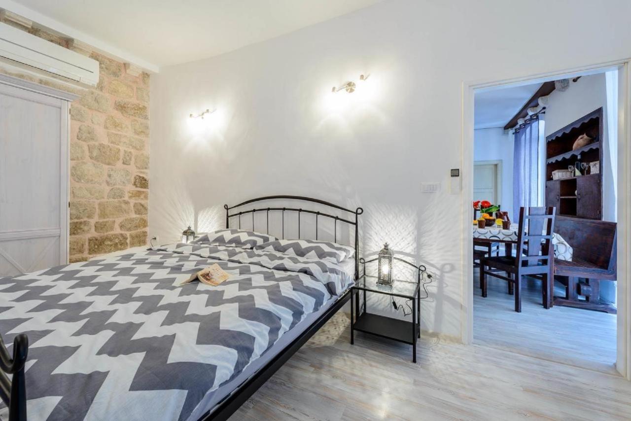 Apartments And Room Le Petit Nono Ντουμπρόβνικ Εξωτερικό φωτογραφία