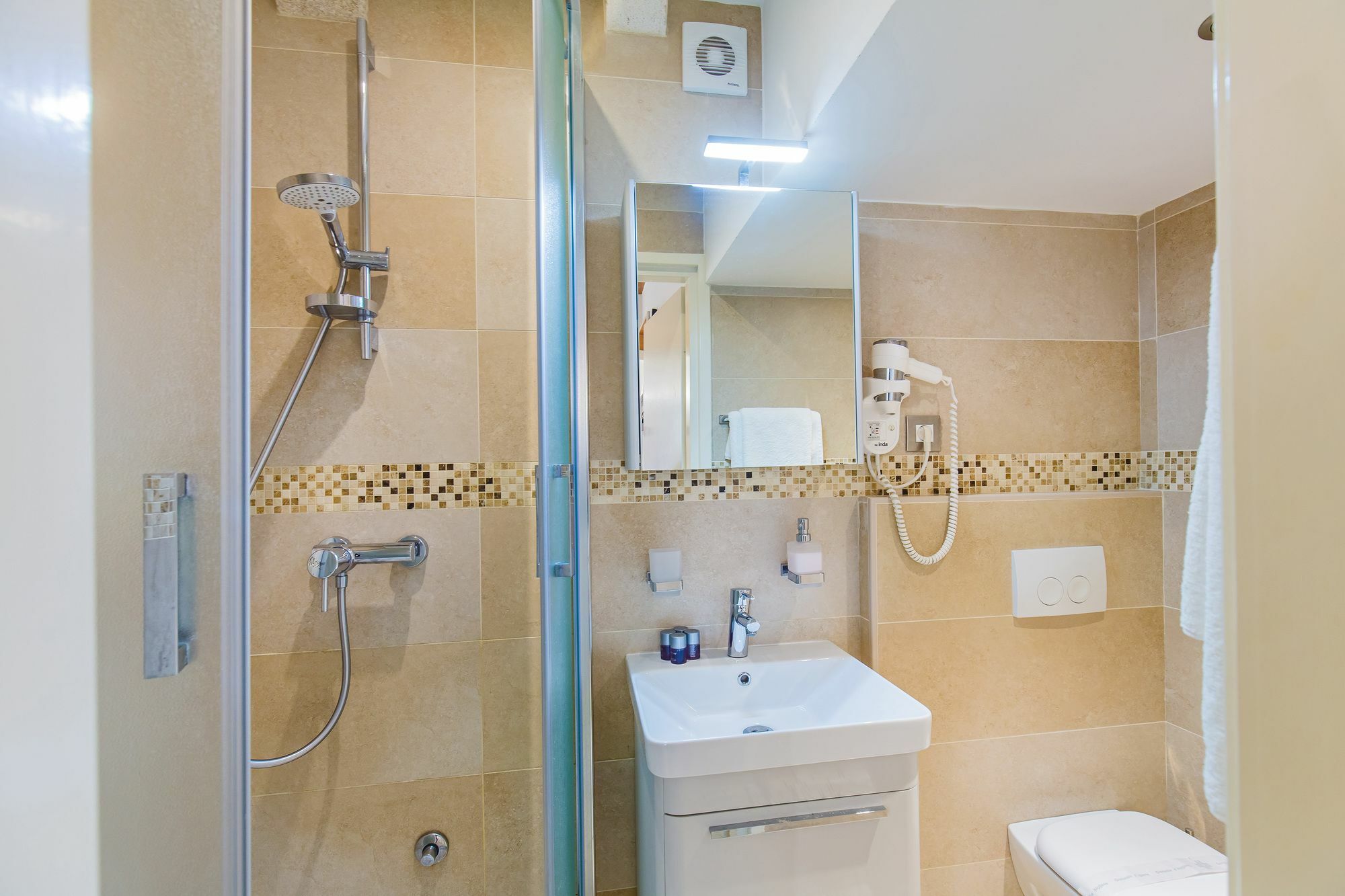 Apartments And Room Le Petit Nono Ντουμπρόβνικ Εξωτερικό φωτογραφία